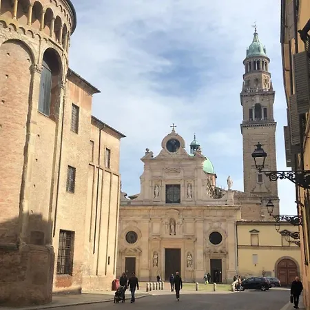 公寓 Luxury 5 Al Duomo Di 帕爾馬