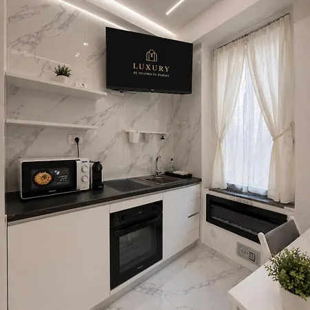 דירה Luxury 5 Al Duomo Di פארמה