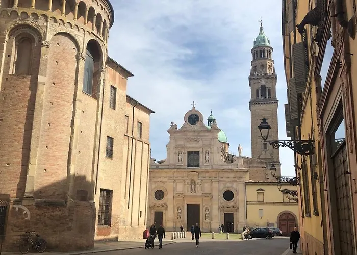 Διαμέρισμα Luxury 5 Al Duomo Di Πάρμα