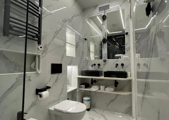 Luxury 5 Al Duomo Di * Parma